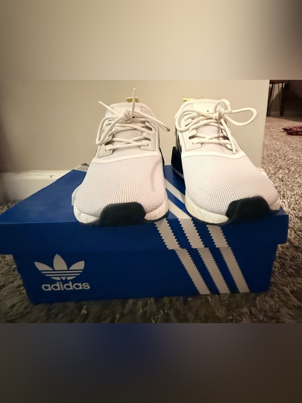 adidas Women’s White & Green Tennis Shoes - Picture 4 of 8